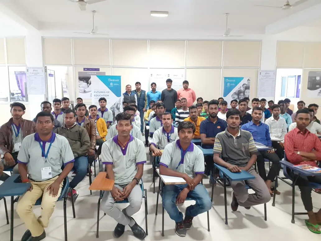 Young trainees at the AROH Foundation skills centre